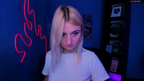 Snapshot of dreamyivyy chatting on June 30, 2026, 7:26 pm Ivy online show from June 30, 2026, 7:26 pm
