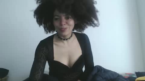 Snapshot of dreamylatina chatting on February 15, 2026, 3:09 pm DreamyLatina online show from February 15, 2026, 3:09 pm