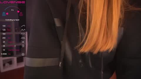 Lina online show from December 30, 2024, 7:26 am