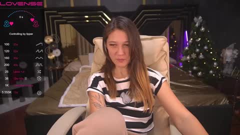 Lina online show from January 4, 2025, 2:56 am