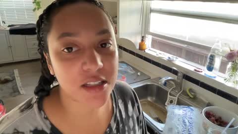 RIRI OR DREAMY online show from January 8, 2025, 5:48 pm