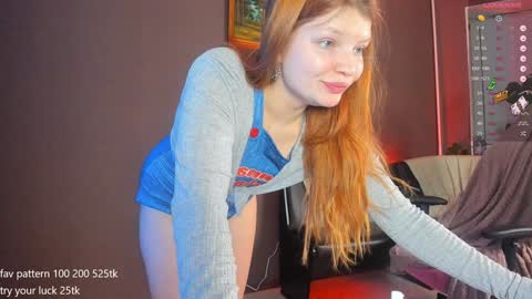 my name is Lia online show from December 9, 2024, 7:39 pm