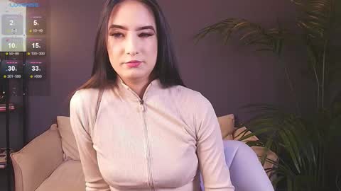 dreamysteps online show from November 3, 2025, 2:13 am