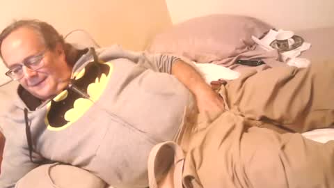 Snapshot of drfeelgood777 chatting on October 13, 2025, 4:01 am Dr. Feelgood online show from October 13, 2025, 4:01 am