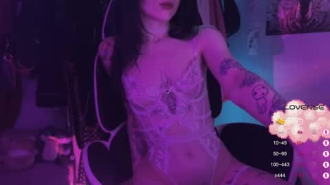 Tara  Sonny online show from February 5, 2026, 5:28 pm