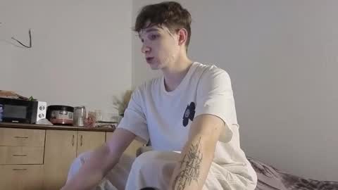 Mark online show from December 17, 2025, 2:45 pm