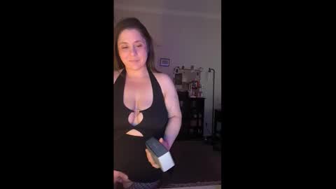 Snapshot of drippykitty888 chatting on February 27, 2026, 2:39 pm Drippy kitty online show from February 27, 2026, 2:39 pm