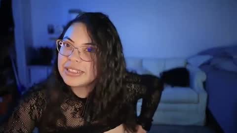 Drizzypeach602 online show from December 13, 2024, 7:58 am