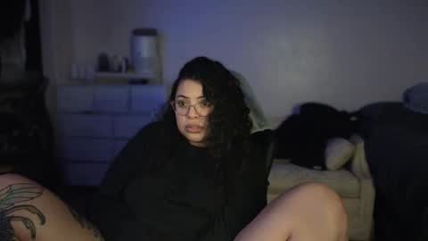 Drizzypeach602 online show from December 27, 2024, 7:08 am