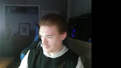 drummer online show from November 21, 2025, 8:46 am