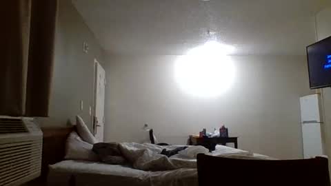 Snapshot of dubz07 chatting on May 17, 2026, 3:59 am dubz07 online show from May 17, 2026, 3:59 am