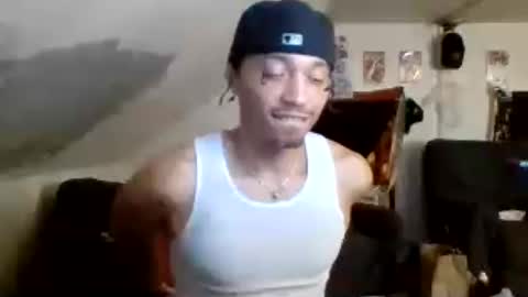 Snapshot of dubz07 chatting on July 27, 2026, 1:34 am dubz07 online show from July 27, 2026, 1:34 am