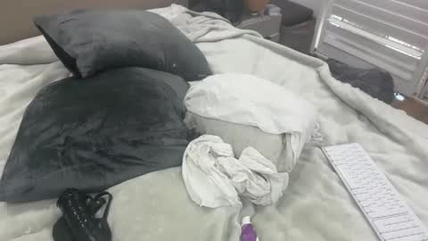 Dude online show from February 11, 2026, 2:49 am