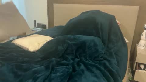 Snapshot of dudecuzbeo chatting on February 12, 2025, 12:44 pm dudecuzbeo online show from February 12, 2025, 12:44 pm