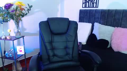 Charlotte online show from February 26, 2025, 5:42 am