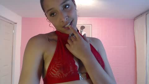 dulce1609 online show from April 9, 2026, 8:03 pm