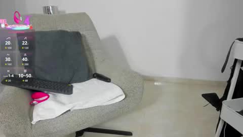 Dulce online show from November 28, 2025, 9:23 am