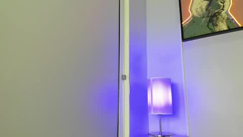 dulce__fiore07 online show from April 9, 2026, 12:32 pm