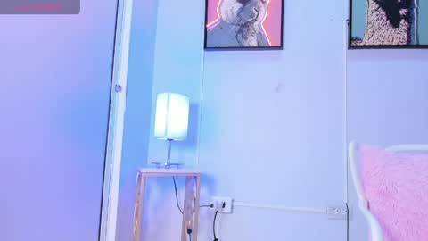 Snapshot of dulce__fiore07 chatting on April 20, 2026, 11:57 am dulce__fiore07 online show from April 20, 2026, 11:57 am