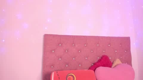 Dulce online show from March 12, 2026, 1:50 pm