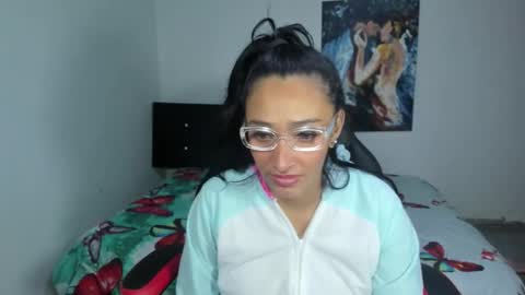 Snapshot of dulce_candy98 chatting on January 12, 2026, 9:53 pm dulce_candy98 online show from January 12, 2026, 9:53 pm