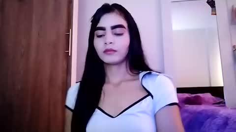 Snapshot of dulce_lucero chatting on December 3, 2024, 5:55 pm dulce_lucero online show from December 3, 2024, 5:55 pm