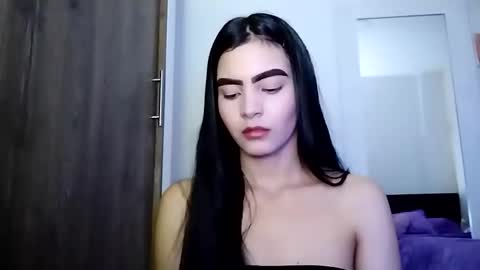 Snapshot of dulce_lucero chatting on September 27, 2025, 6:57 pm dulce_lucero online show from September 27, 2025, 6:57 pm