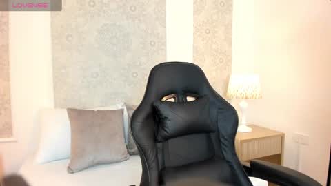 N A T Y online show from September 17, 2025, 2:24 am