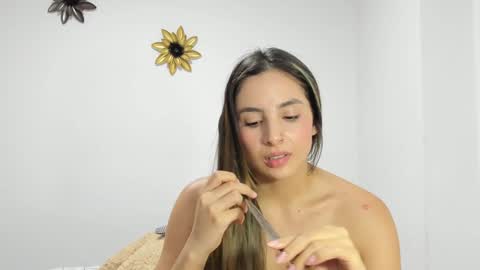 Snapshot of dulce_roberts_ chatting on January 27, 2025, 5:25 am Dulce online show from January 27, 2025, 5:25 am