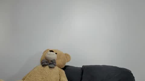 Snapshot of dulce_roberts_ chatting on February 22, 2025, 1:02 pm Dulce online show from February 22, 2025, 1:02 pm