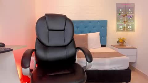 Dulce Baker online show from October 11, 2025, 6:01 am