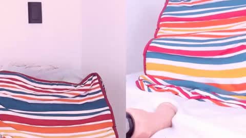 dulce online show from February 11, 2025, 9:46 pm