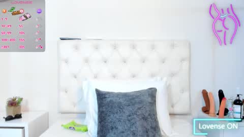 Snapshot of dulcecoleman chatting on October 9, 2025, 7:23 pm Dulce online show from October 9, 2025, 7:23 pm