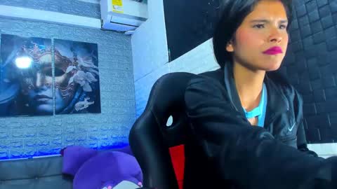 dulcemystery online show from October 7, 2025, 3:20 pm