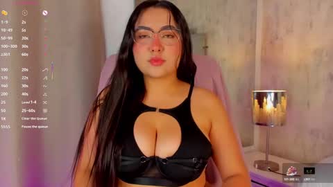 Snapshot of dulcepatersson chatting on September 26, 2025, 2:15 am DULCE online show from September 26, 2025, 2:15 am