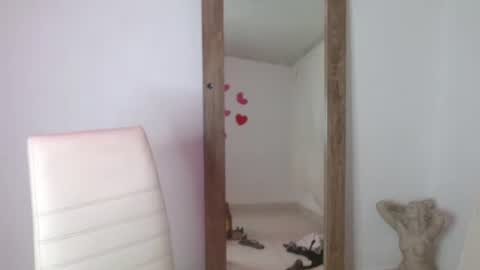 dulcepicante_1 online show from March 2, 2025, 1:26 am