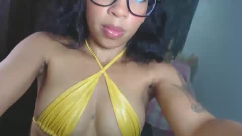 dulcetaylorss online show from February 27, 2025, 12:13 pm