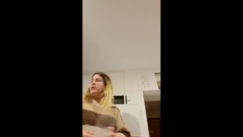 Snapshot of dulcexpecado chatting on February 23, 2026, 9:56 pm dulcexpecado online show from February 23, 2026, 9:56 pm