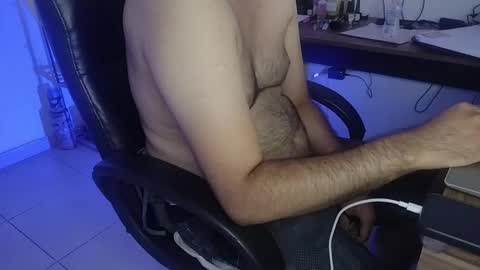 Snapshot of dulses_sabor chatting on September 28, 2025, 12:54 pm Neon Ghost online show from September 28, 2025, 12:54 pm