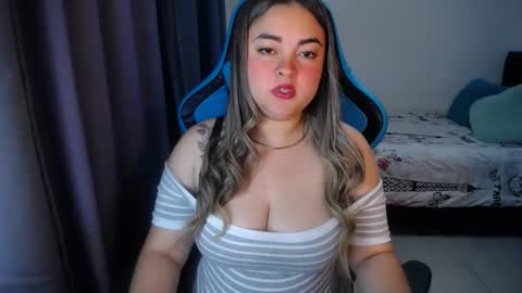 Nicole   online show from February 2, 2025, 9:40 am