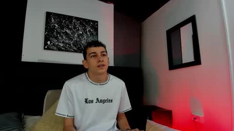 Snapshot of duolust chatting on October 4, 2025, 11:52 am Thomas and Noah online show from October 4, 2025, 11:52 am