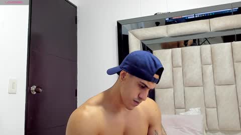 duran_dhikol1 online show from December 13, 2024, 6:00 am