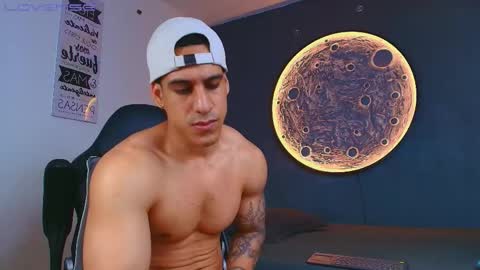 duran_dhikol1 online show from April 18, 2026, 2:15 am