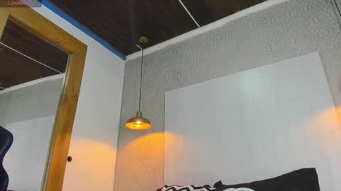 DUSAN  GREY online show from February 14, 2026, 6:43 am