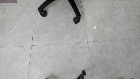 duskybeautyy online show from November 14, 2025, 11:09 am