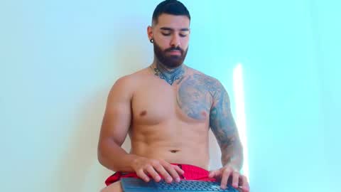 Snapshot of dustinhans chatting on March 8, 2026, 8:23 pm Dustin online show from March 8, 2026, 8:23 pm