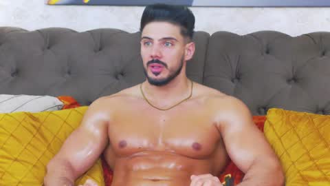 Dustin online show from April 13, 2026, 10:10 am