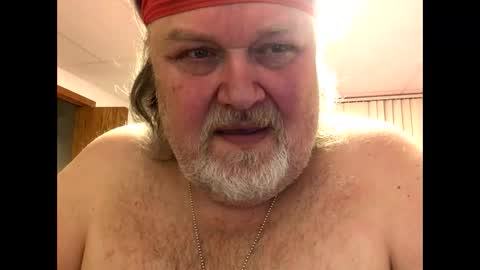 Snapshot of dustyballzer chatting on January 1, 2025, 4:29 am Dusty online show from January 1, 2025, 4:29 am