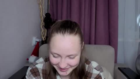 Snapshot of dustydeida chatting on March 3, 2026, 8:15 pm Jenny online show from March 3, 2026, 8:15 pm