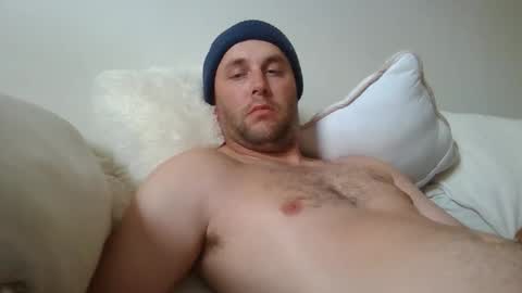 dustyroy09 online show from March 19, 2026, 3:32 am